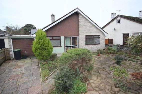 2 bedroom Detached f...